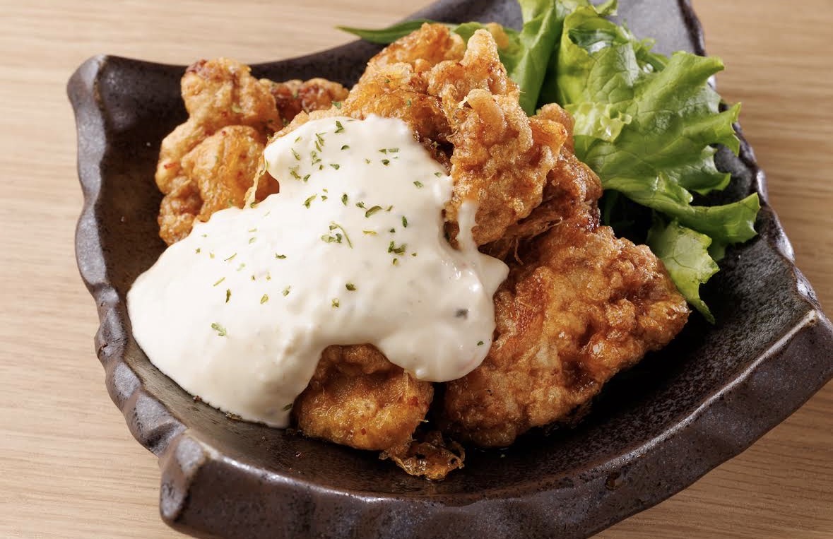 タルタルの絶品！自家製チキン南蛮を楽しむ個室居酒屋